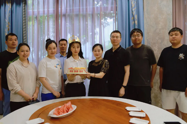 揚(yáng)盛七月生日會(huì)：溫馨相聚，共享喜悅